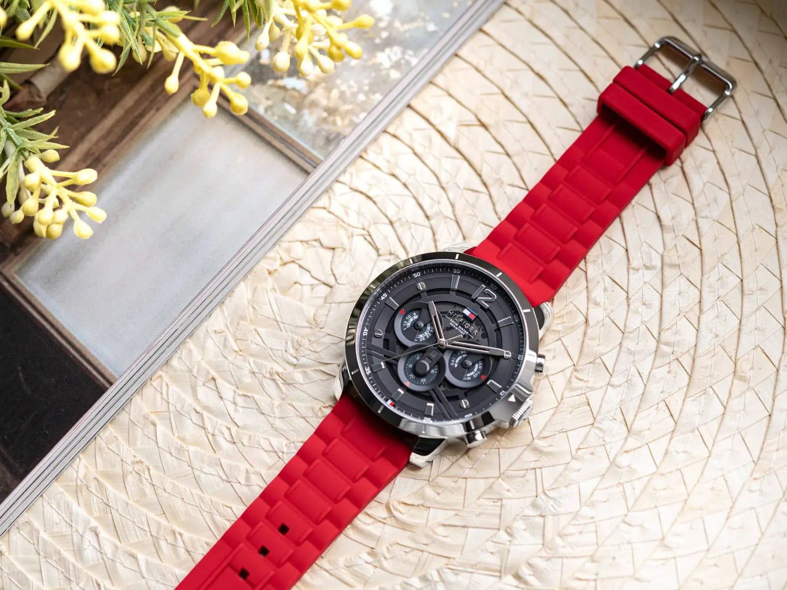 Zegarek Męski Tommy Hilfiger Luca 1710490 Zegarek Męski Tommy Hilfiger Luca 1710490 - Lorence 7613272485197