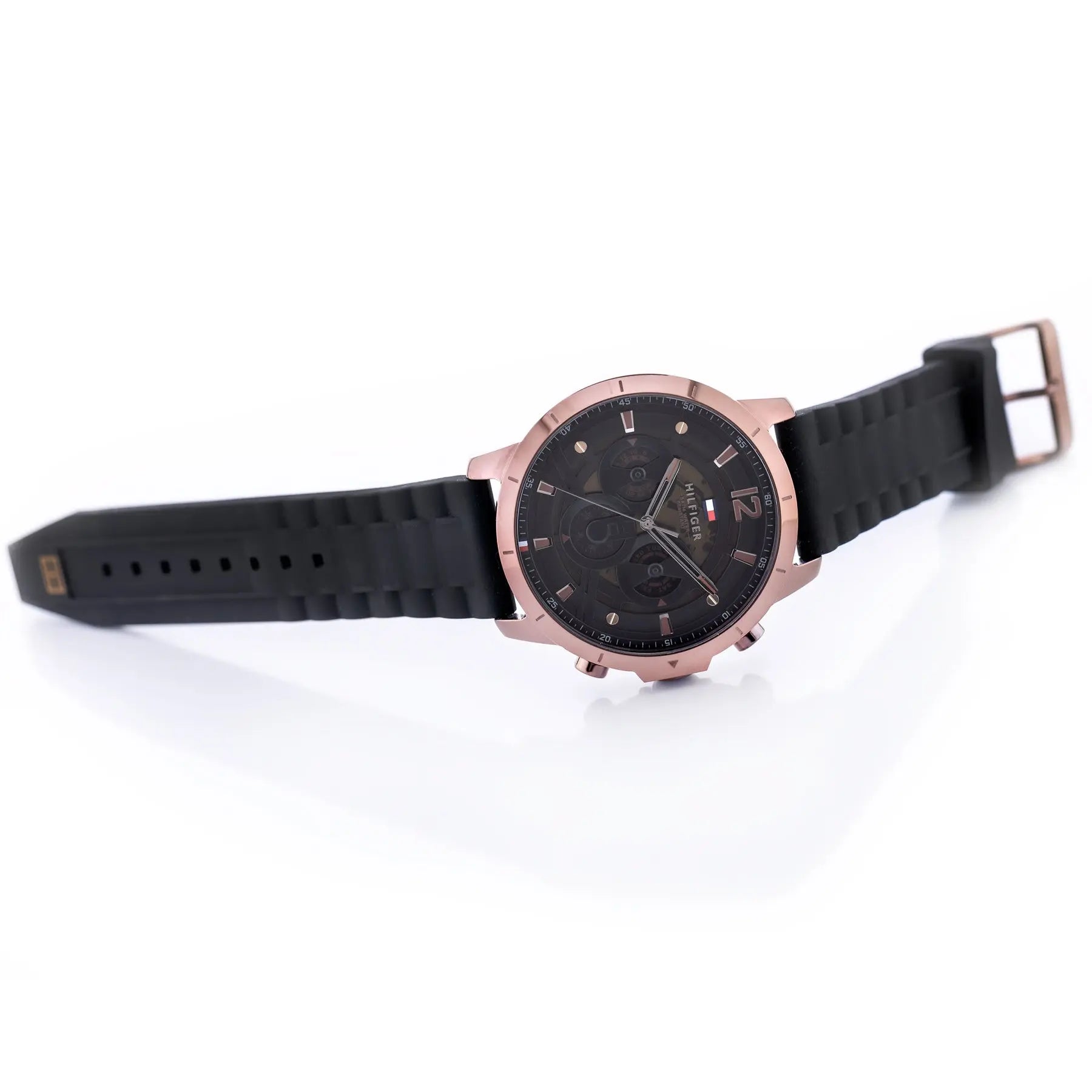 ZEGAREK MĘSKI TOMMY HILFIGER LUCA 1710491 (zf082b) ZEGAREK MĘSKI TOMMY HILFIGER LUCA 1710491 (zf082b) - Lorence 7613272485203
