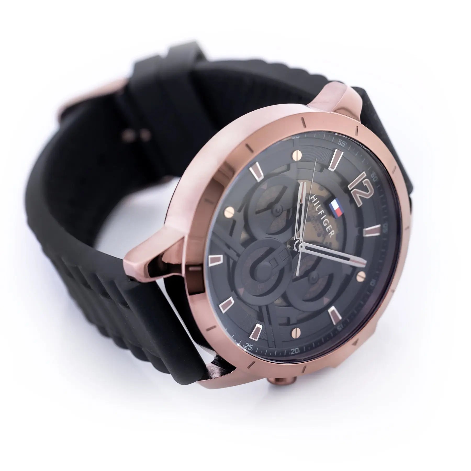 ZEGAREK MĘSKI TOMMY HILFIGER LUCA 1710491 (zf082b) ZEGAREK MĘSKI TOMMY HILFIGER LUCA 1710491 (zf082b) - Lorence 7613272485203