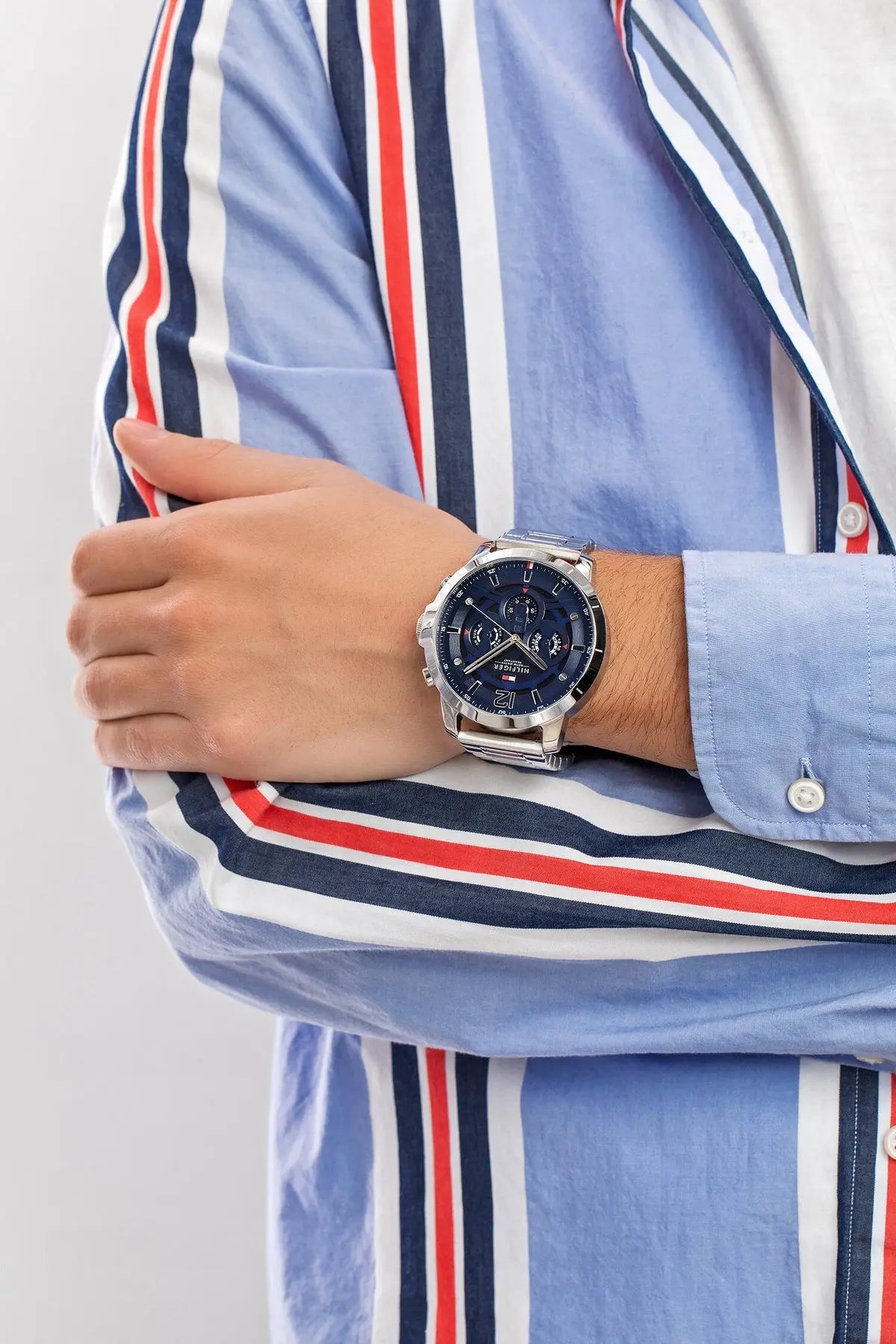 ZEGAREK MĘSKI TOMMY HILFIGER LUCA 1710492 (zf082c) ZEGAREK MĘSKI TOMMY HILFIGER LUCA 1710492 (zf082c) - Lorence 7613272485210